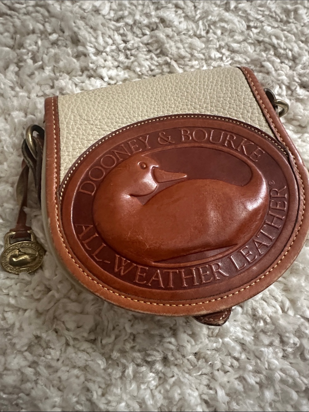90sY2K Dooney & Bourke All Weather Leather Big Duck